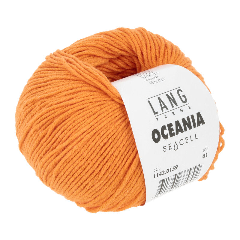 Freigestelltes Wollknäuel der Oceania von Lang Yarns. Es handelt sich um ein Baumwollgarn mit Seacell in der Farbe orange 0159