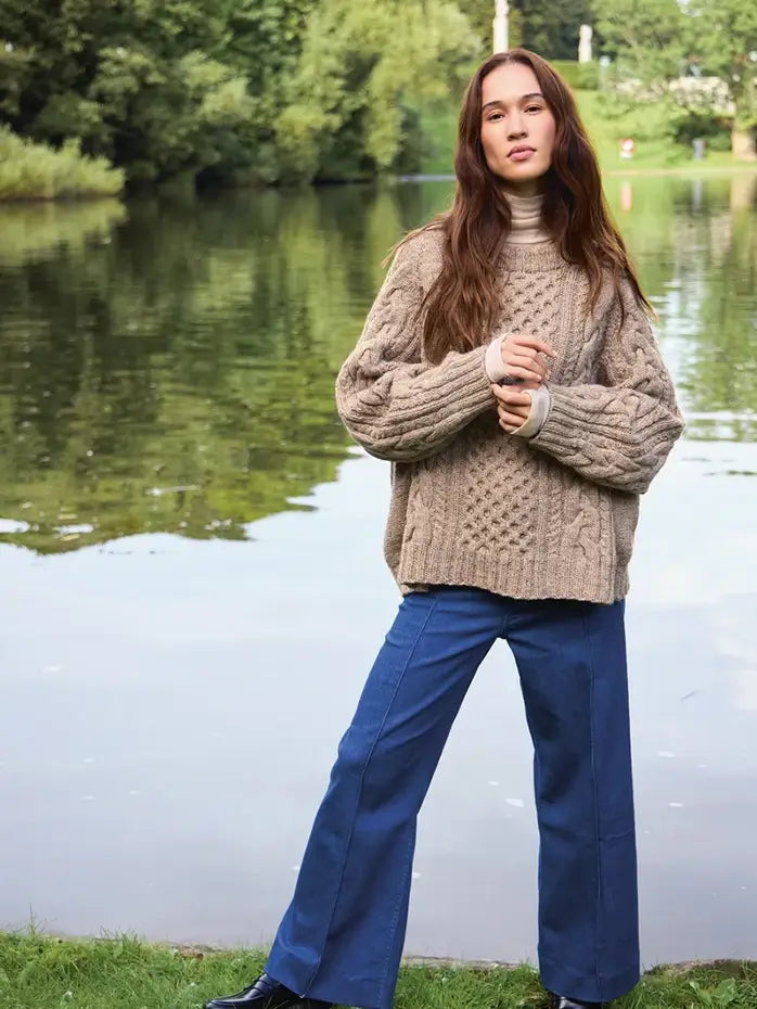 Wilbur Cable Sweater - Sandnes Garn – Bild 5